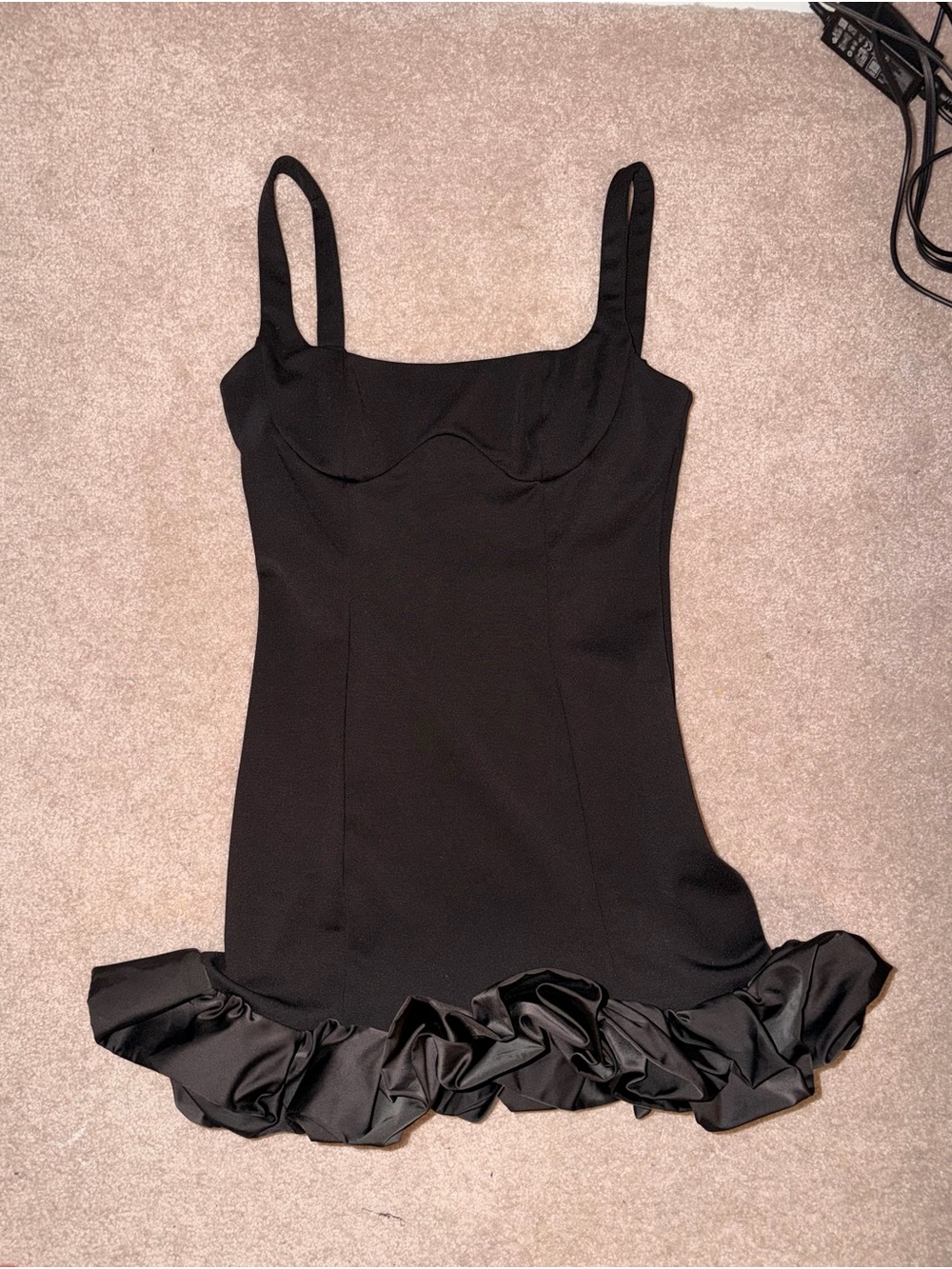 Black Ruffled Hem Sleeveless Top